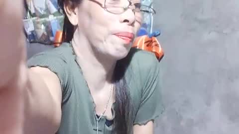 xhotskinny69x online show from December 1, 8:19 am