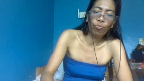 xhotskinny69x online show from July 23, 2:09 am