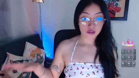 Snapshot of xia_abbey chatting on February 8, 1:09 am Xia online show from February 8, 1:09 am