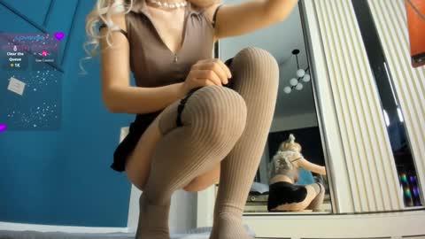 Sweetie online show from December 19, 3:07 am