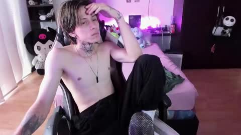 xIce Boy online show from February 24, 1:42 pm