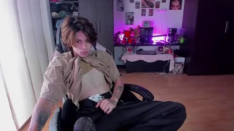 xIce Boy online show from April 17, 8:45 pm