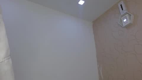 Snapshot of xime_stone chatting on October 2, 1:51 pm Xime online show from October 2, 1:51 pm