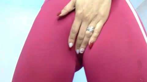 Snapshot of xime_stone chatting on November 8, 4:40 pm Xime online show from November 8, 4:40 pm