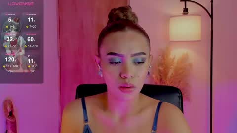 camila online show from December 30, 10:23 pm