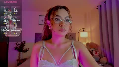 camila online show from July 3, 8:37 pm