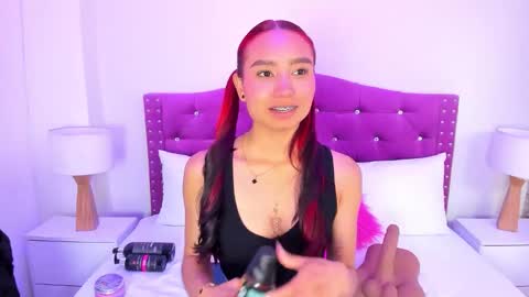 Snapshot of ximena_vasquez8 chatting on October 3, 3:36 am Xime online show from October 3, 3:36 am