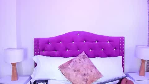 Snapshot of ximena_vasquez8 chatting on October 6, 2:53 am Xime online show from October 6, 2:53 am