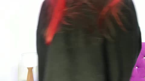 Snapshot of ximena_vasquez8 chatting on November 12, 3:07 am Xime online show from November 12, 3:07 am