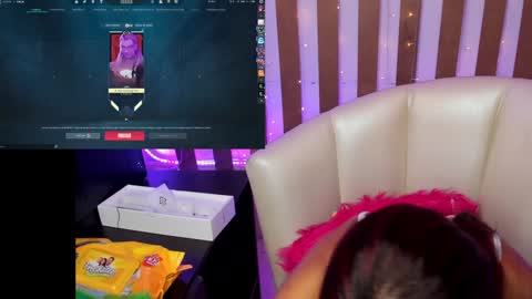 Snapshot of ximenareid chatting on January 14, 4:04 am Ximena online show from January 14, 4:04 am