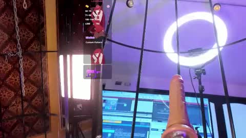 Snapshot of ximenareid chatting on November 7, 2:28 pm Ximena online show from November 7, 2:28 pm