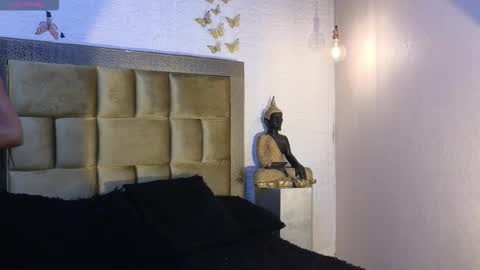 Snapshot of ximenawilliamss chatting on December 4, 8:17 pm ximena online show from December 4, 8:17 pm