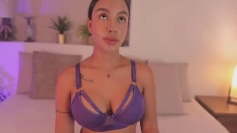  X I O M A R A  online show from July 12, 12:29 pm