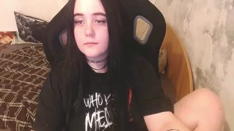 Snapshot of xjenny_bae chatting on June 19, 4:33 pm xjenny_bae online show from June 19, 4:33 pm