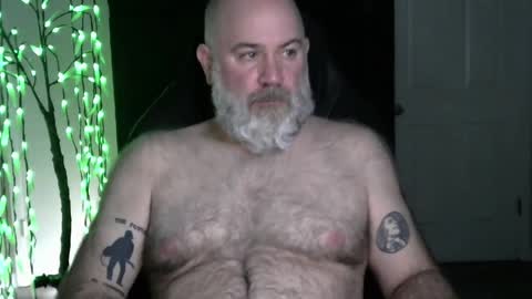 Snapshot of xjohnniex77 chatting on March 20, 2:49 am MrSlowBurn77 online show from March 20, 2:49 am