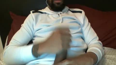 Snapshot of xjonathanxgx chatting on March 8, 6:10 am OmgItsSoFuckingBig online show from March 8, 6:10 am