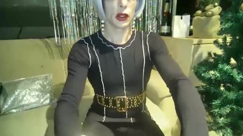 Wendy online show from December 31, 4:04 pm