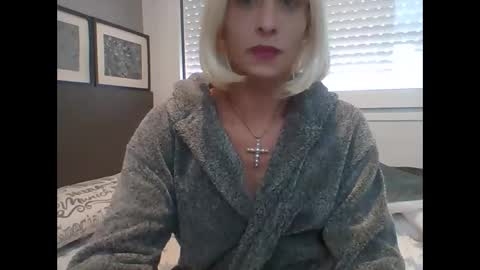 Wendy online show from March 1, 12:51 pm