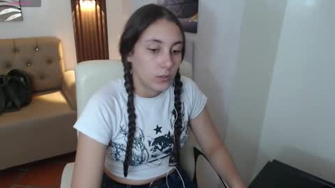 Snapshot of xlunna chatting on September 9, 7:35 pm lunna online show from September 9, 7:35 pm