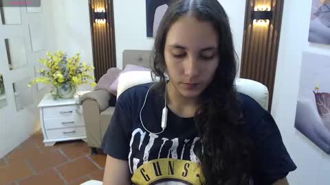 Snapshot of xlunna chatting on October 20, 7:36 pm lunna online show from October 20, 7:36 pm