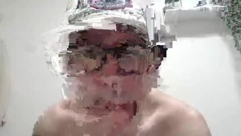 Snapshot of xman4you69 chatting on March 3, 12:39 am xman4you69 online show from March 3, 12:39 am