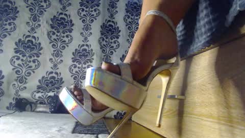 Monroe online show from November 14, 9:08 am