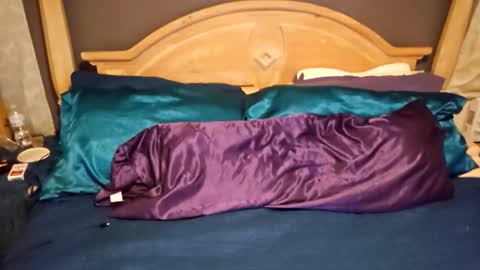 Snapshot of xmombodxdadbodx chatting on October 24, 2:41 am xmombodxdadbodx online show from October 24, 2:41 am