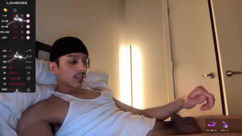 xmomentumx online show from February 26, 2:43 am