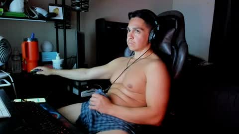 Snapshot of xoalejandroxo6 chatting on June 13, 6:11 am xoalejandroxo6 online show from June 13, 6:11 am