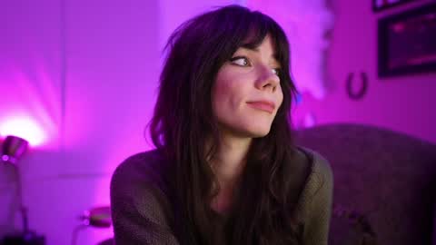 Bella Bondai online show from January 20, 6:10 am