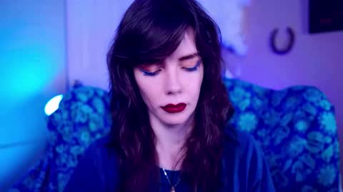 Bella Bondai online show from November 7, 2:11 am