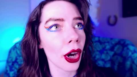 Bella Bondai online show from January 16, 4:49 am