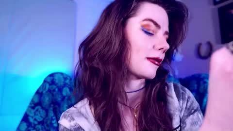 Bella Bondai online show from March 27, 10:20 pm