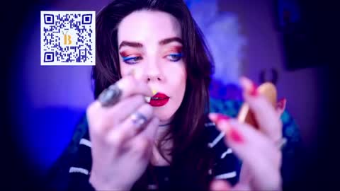 Bella Bondai online show from June 28, 4:51 am
