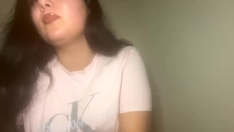 xocrybaby online show from December 4, 7:01 pm