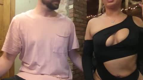 xoprincesspeachxo online show from October 25, 12:40 am