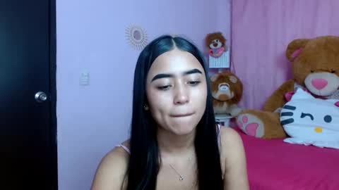 Snapshot of xoxo_melany chatting on November 15, 12:02 pm melany online show from November 15, 12:02 pm