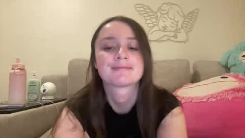 Snapshot of xoxo_roseee chatting on May 12, 2:41 am xoxo rosee online show from May 12, 2:41 am