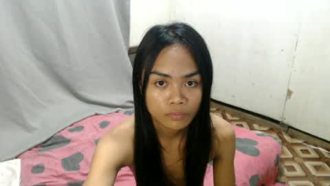 Snapshot of xpinaycreamcockx chatting on June 14, 6:59 am JHANA online show from June 14, 6:59 am