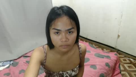 Snapshot of xpinaycreamcockx chatting on June 26, 12:04 am JHANA online show from June 26, 12:04 am