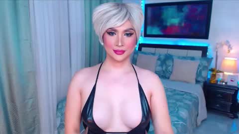 Snapshot of xplaymateamandax chatting on January 18, 4:04 am amanda online show from January 18, 4:04 am