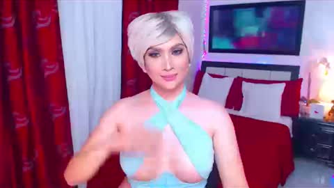 Snapshot of xplaymateamandax chatting on September 24, 4:16 am amanda online show from September 24, 4:16 am