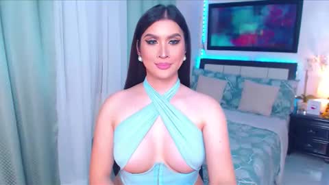 Snapshot of xplaymateamandax chatting on November 28, 5:21 am amanda online show from November 28, 5:21 am