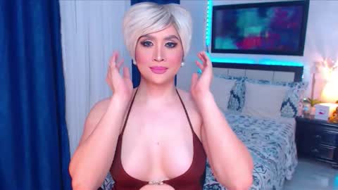 Snapshot of xplaymateamandax chatting on January 8, 2:36 am amanda online show from January 8, 2:36 am