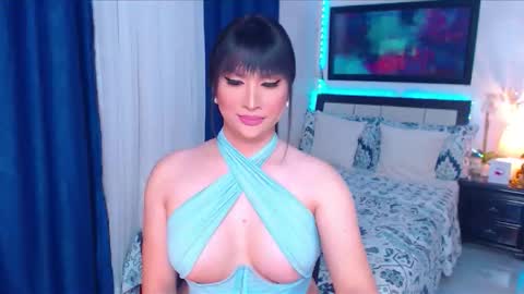 Snapshot of xplaymateamandax chatting on January 13, 3:12 am amanda online show from January 13, 3:12 am