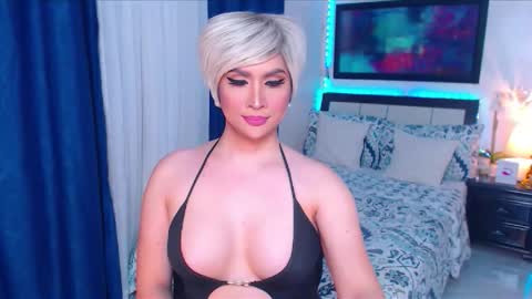 Snapshot of xplaymateamandax chatting on February 1, 4:55 am amanda online show from February 1, 4:55 am