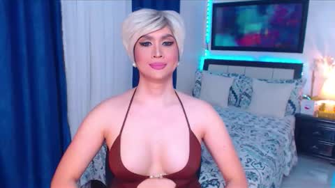 Snapshot of xplaymateamandax chatting on February 7, 2:48 am amanda online show from February 7, 2:48 am