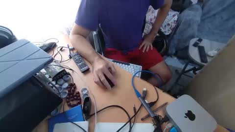 Snapshot of xrokettt chatting on September 17, 1:24 pm xrokettt online show from September 17, 1:24 pm