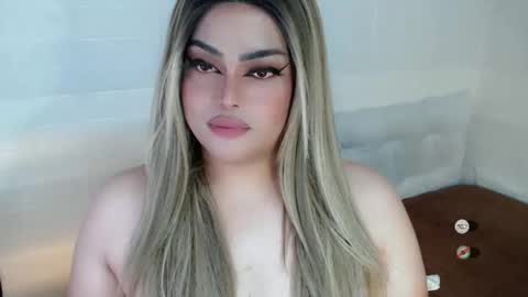 Snapshot of xsabbylicious69 chatting on November 5, 2:17 pm xsabbylicious69 online show from November 5, 2:17 pm