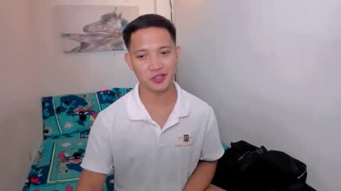 Snapshot of xsebastian19 chatting on December 18, 11:22 pm xsebastian19 online show from December 18, 11:22 pm